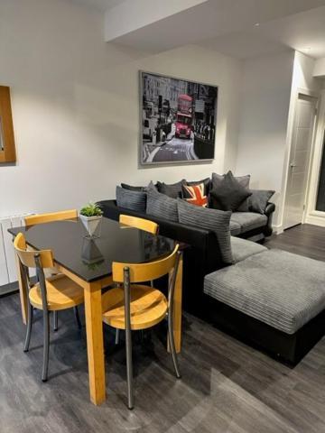 Stunning Flat With Parking Free Near Sutton Station Apartment Cheam Exterior foto